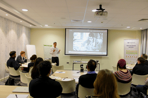 Mike Bainbridge presenting at SharpCloud's Discovery Day